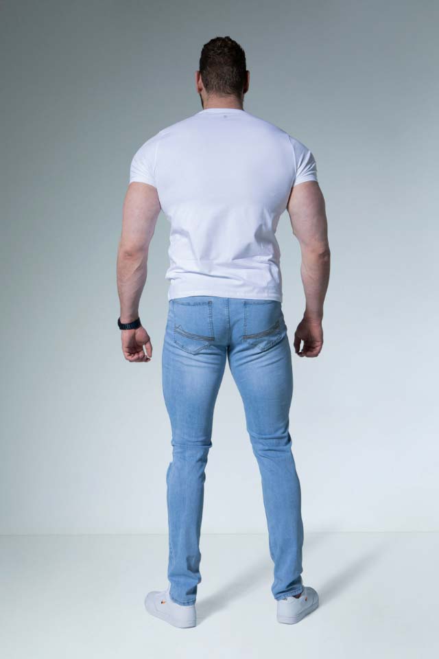 Light blue ripped Jeans 7